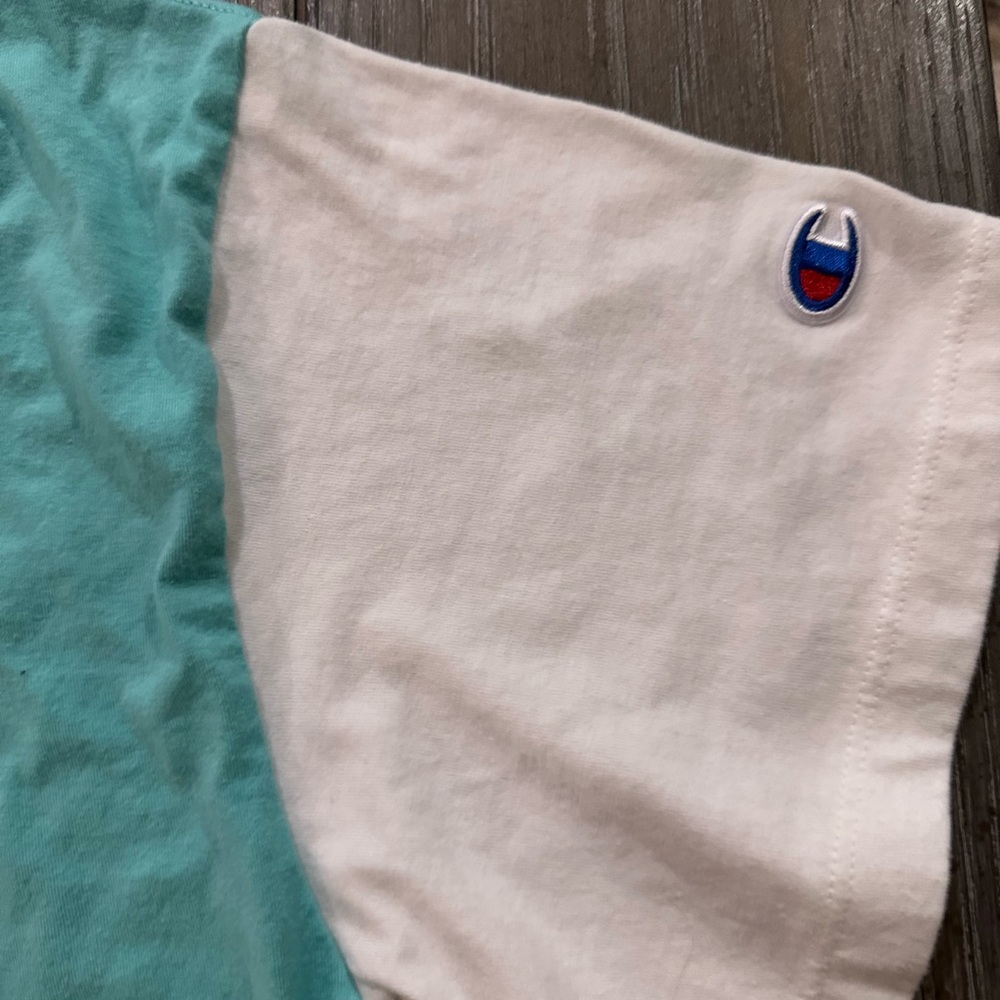 Champion Cropped Tee - Picture 3 of 8